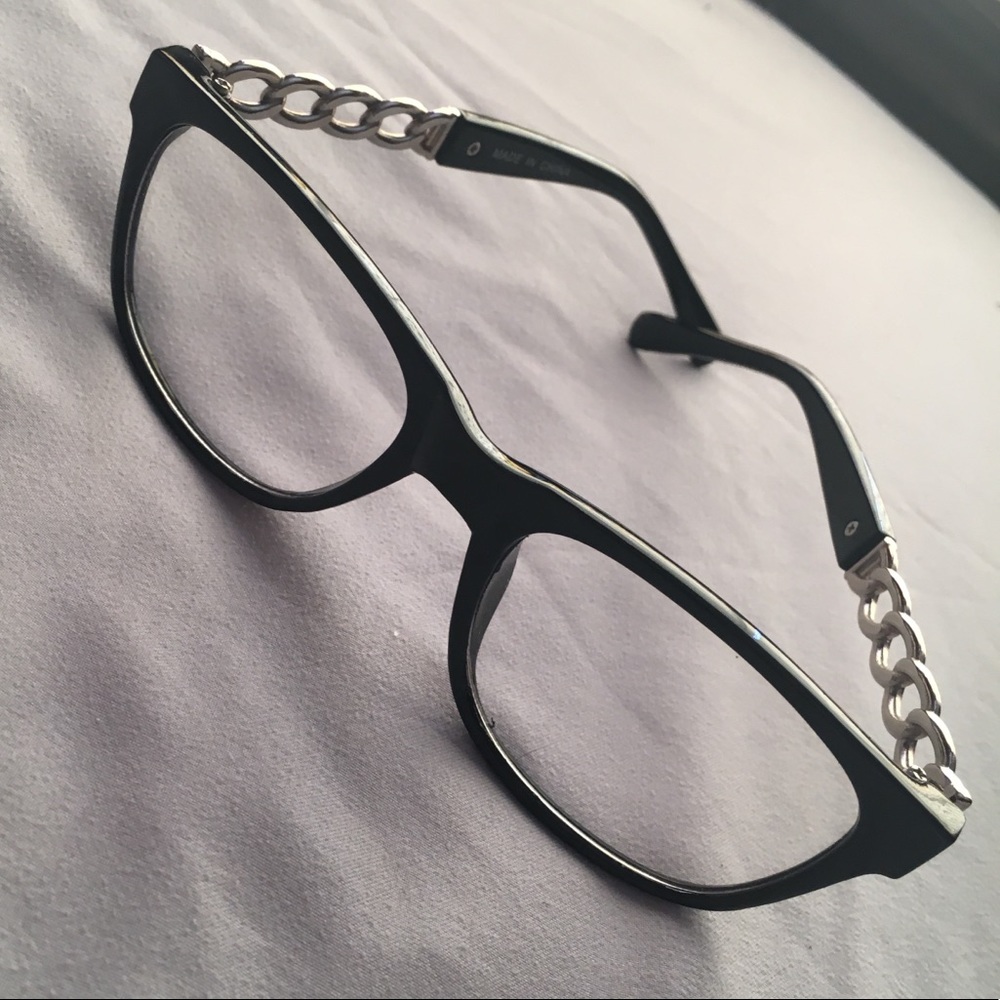 Non prescription accessory black glasses
